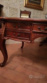 Scrivania o Pezzo d’arredo
