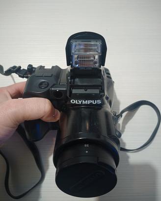 Olympus Is 1000