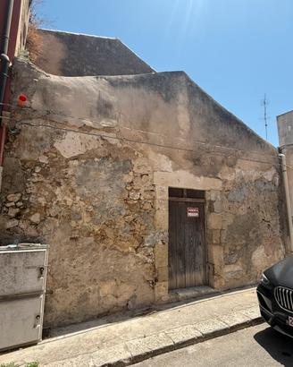 Indipendente nel cuore di Ispica