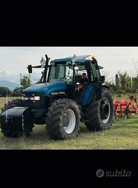 New holland 8560