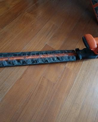 tagliasiepi Black e Deker