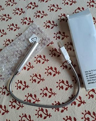 Luce led con attacco usb