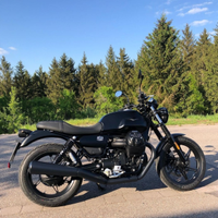 Moto Guzzi V8 Stone 4800 km