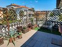 trilocale-restaurato-con-ampia-terrazza-abitabile