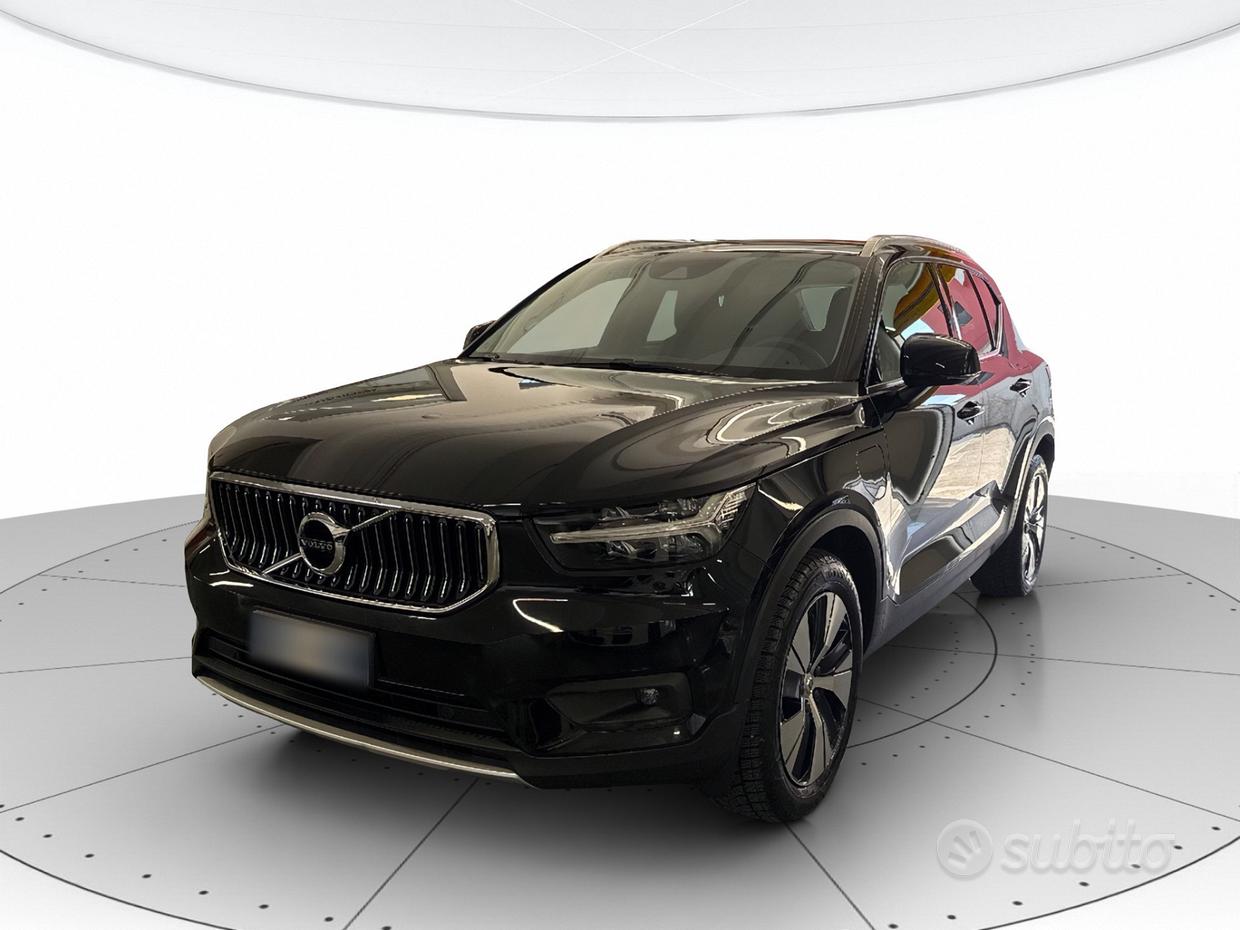 Volvo XC40 (2017-->)