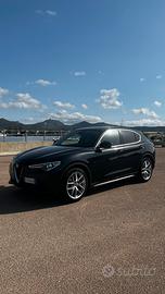 ALFA ROMEO STELVIO 2.2 210