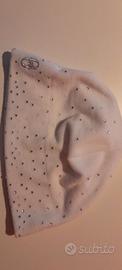 Cappellino bianco con strass