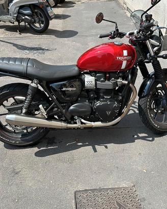 Triumph Street Twin 900 (2017)