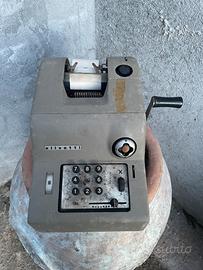 Olivetti calcolatrice o registratore di cassa