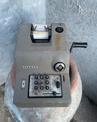 Olivetti calcolatrice o registratore di cassa