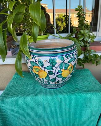 Vaso decorato a mano