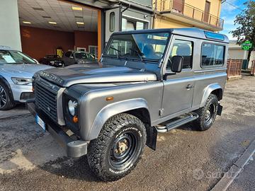 Land Rover Defender 90 2.4 TD4 Station Wagon S