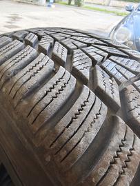 Set 4 Gomme Invernali Hankook