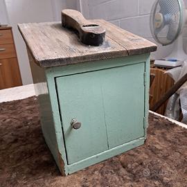 vecchia cassetta lustrascarpe