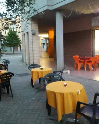 Cessione di attivita' bar zona san giovanni
