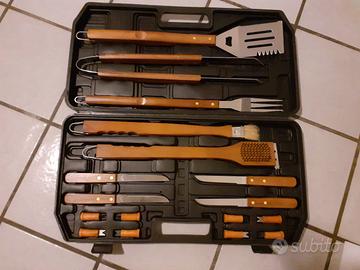 utensili barbecue 