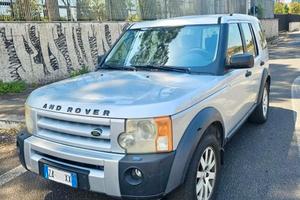 AUTOVETTURA FUORISTRADA