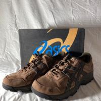 Scarpe trekking asics 43,5 nuove
