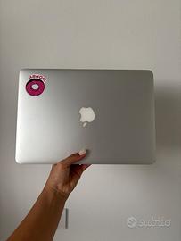 MacBook Air 13”
