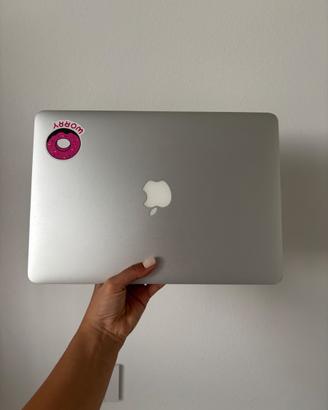 MacBook Air 13”