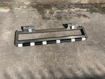 Assistenza carico canoa o kayak.