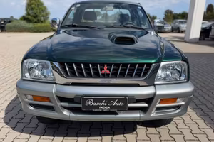Mitsubishi L200 2.5 TDI 4WD CLUB CAB GL