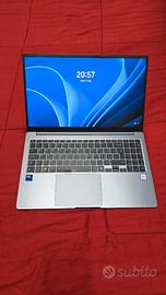 Samsung book5 32Gb RAM i7 U Nuovo + Micros. Office