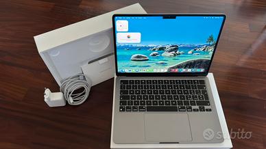 MacBook Air M2 13"(2022) 8GB RAM 512GB -Come nuovo