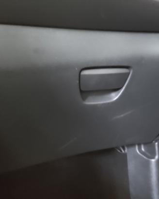 Cassetto portaoggetti PEUGEOT 2008 del 2014