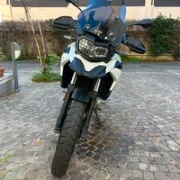 BMW F750GS, 9000km, 08/2021