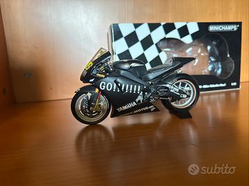 MINICHAMPS YAMAHA YZR-M1 PRE-SESSON TEST 2004