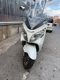 Suzuki Burgman 400