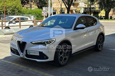 ALFA ROMEO Stelvio 2.2 Turbodiesel 150 CV AT8 RWD