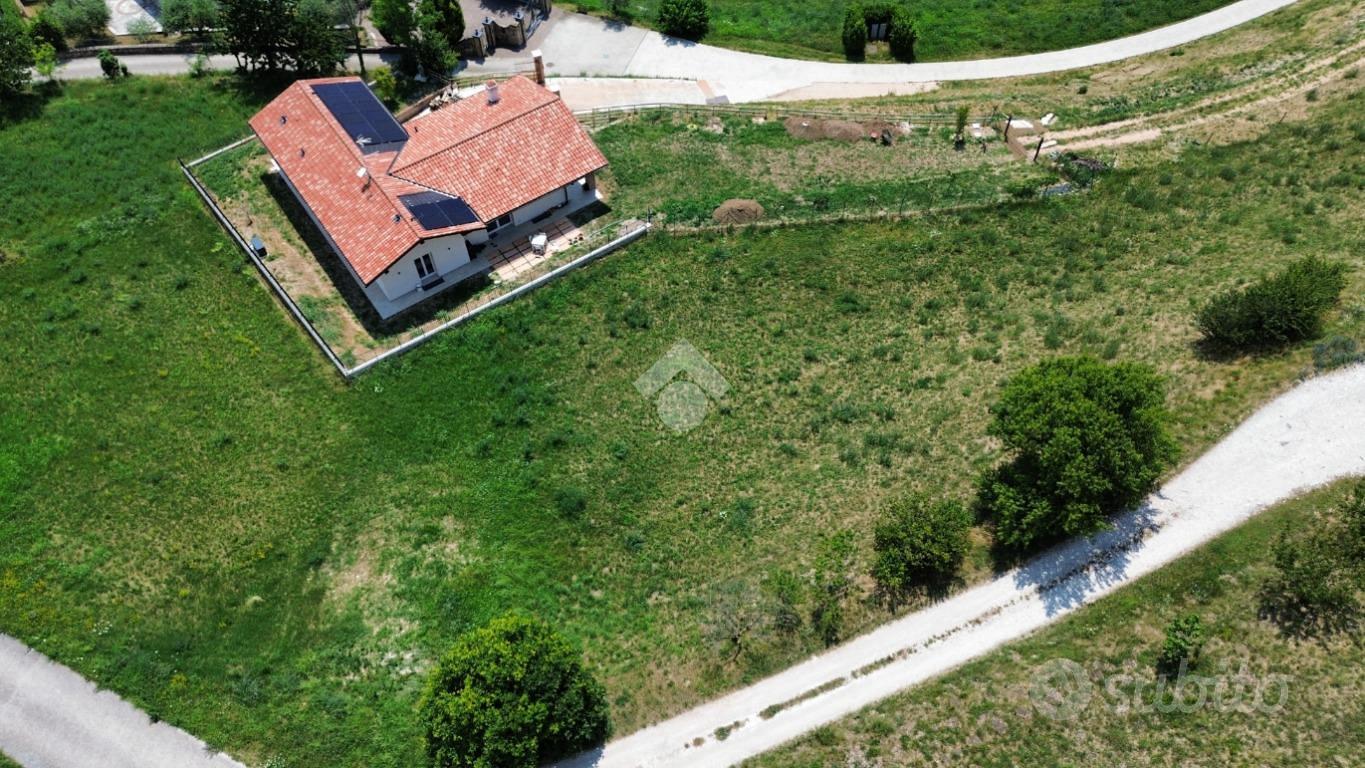 TER. RESIDENZIALE A GREZZANA - Vista 3