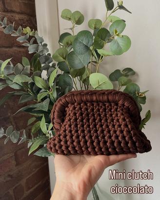 Borsa clutch uncinetto