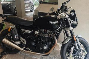 Triumph Speed twin 1200 decat.