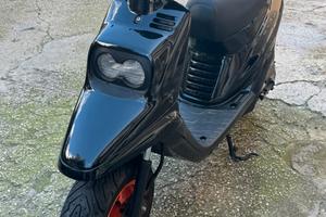 Booster MBK nero arancio