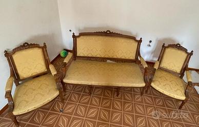 divano più poltrone 