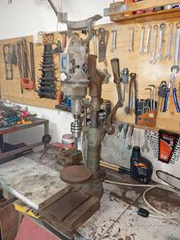 trapano a colonna da banco