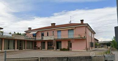 Appartamento e laboratorio a Urbana (PD)