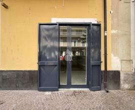 NEGOZIO A FRATTAMAGGIORE