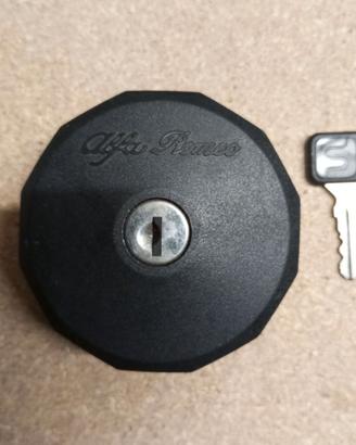 Tappo serbatoio marcato Alfa Romeo