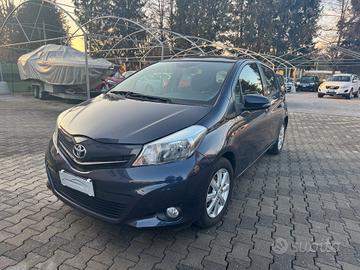 Toyota Yaris 1.0 5 porte