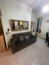 Ad. Piazza Firenze a Milano, Bilocale arredato