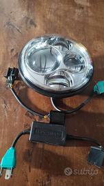 Fanale a led per moto