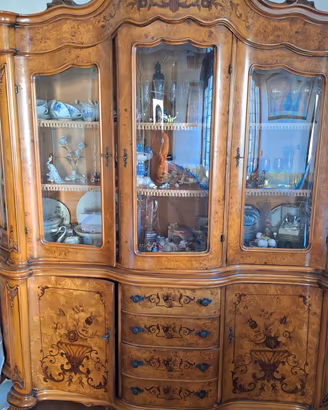 sala da pranzo completa in legno massello