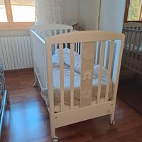 lettino foppapedretti con sponda abbassabile 