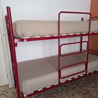 Letto a castello in metallo