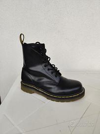 ANFIBI DR. MARTENS