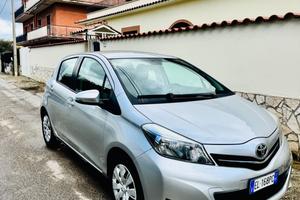 Toyota Yaris 1.0 5 porte Lounge